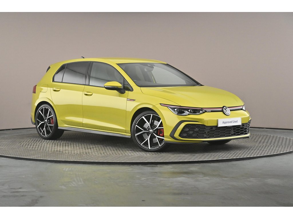 Main listing image - Volkswagen Golf