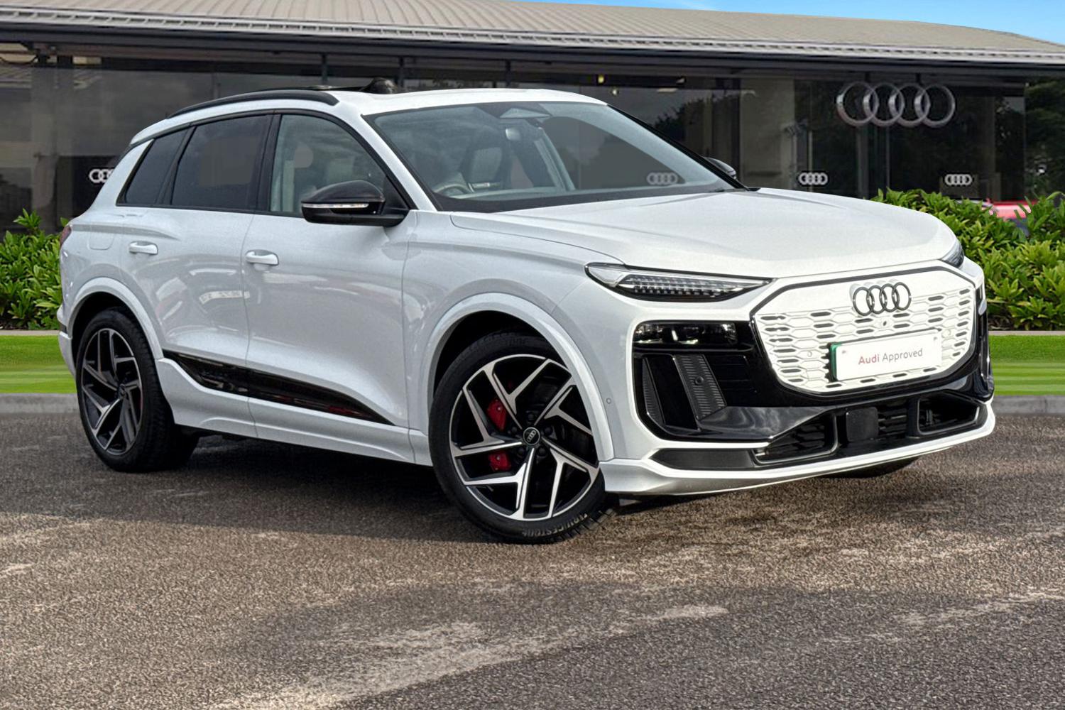 Main listing image - Audi SQ6 e-tron