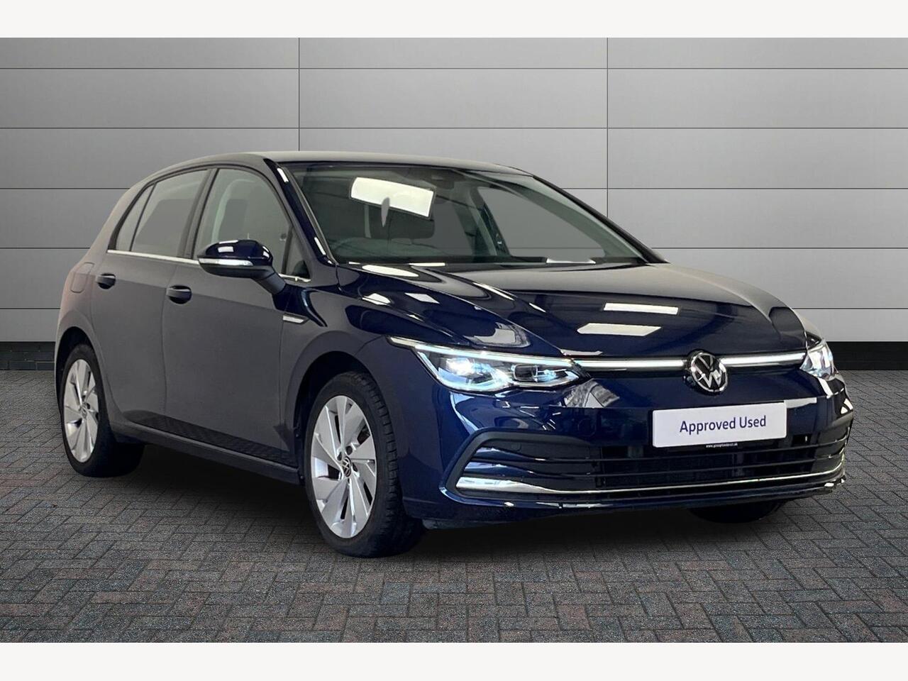 Main listing image - Volkswagen Golf