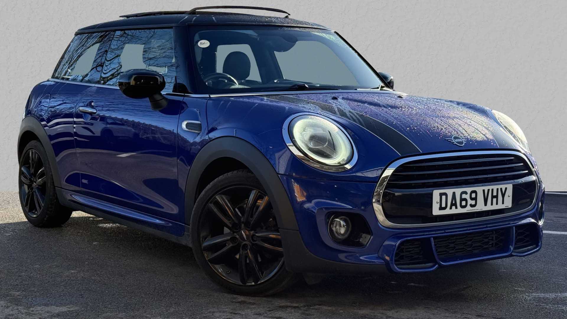 Main listing image - MINI Hatchback