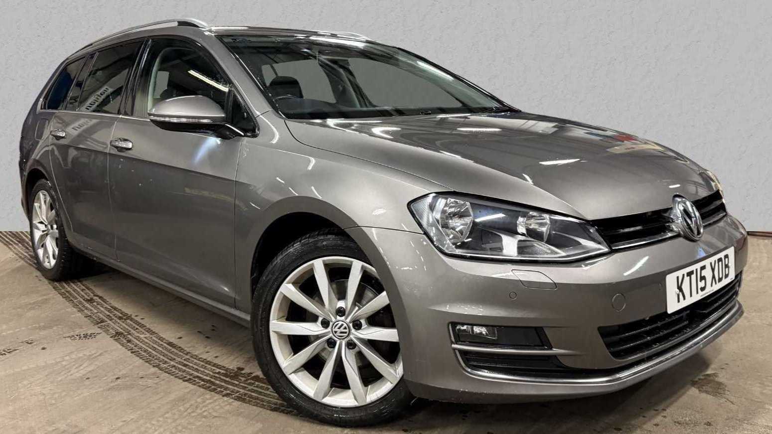 Main listing image - Volkswagen Golf Estate