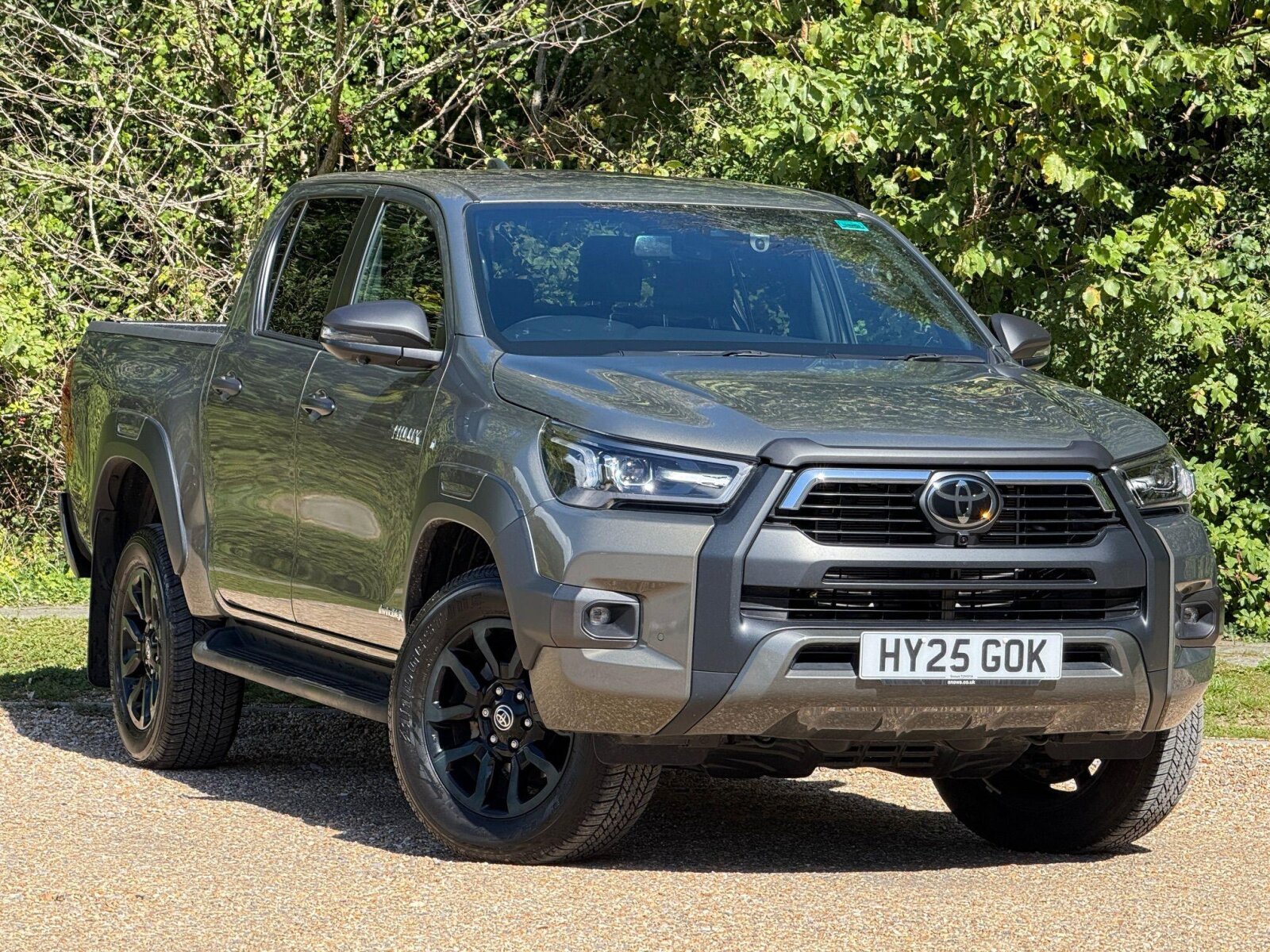 Main listing image - Toyota Hilux