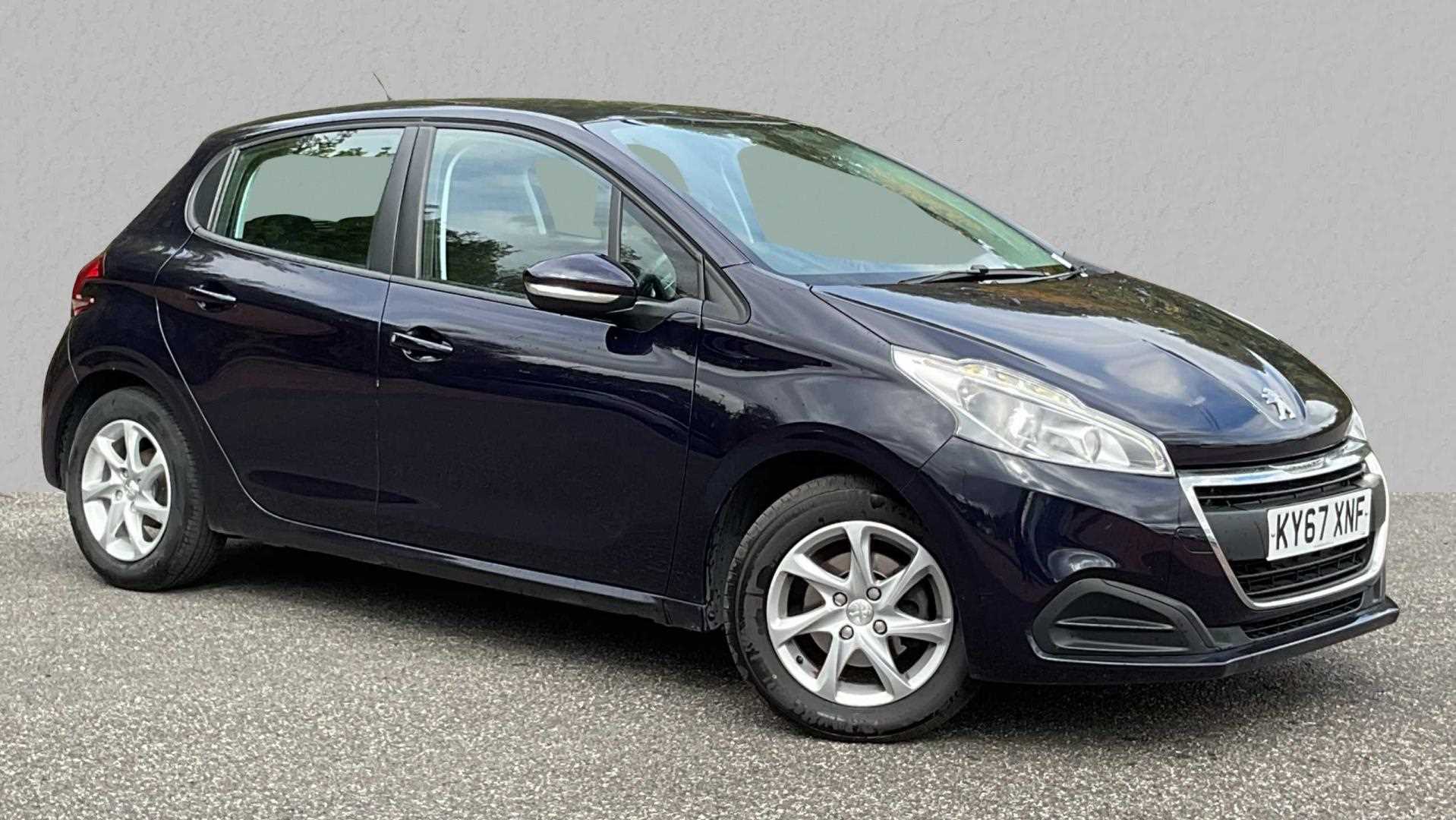 Main listing image - Peugeot 208