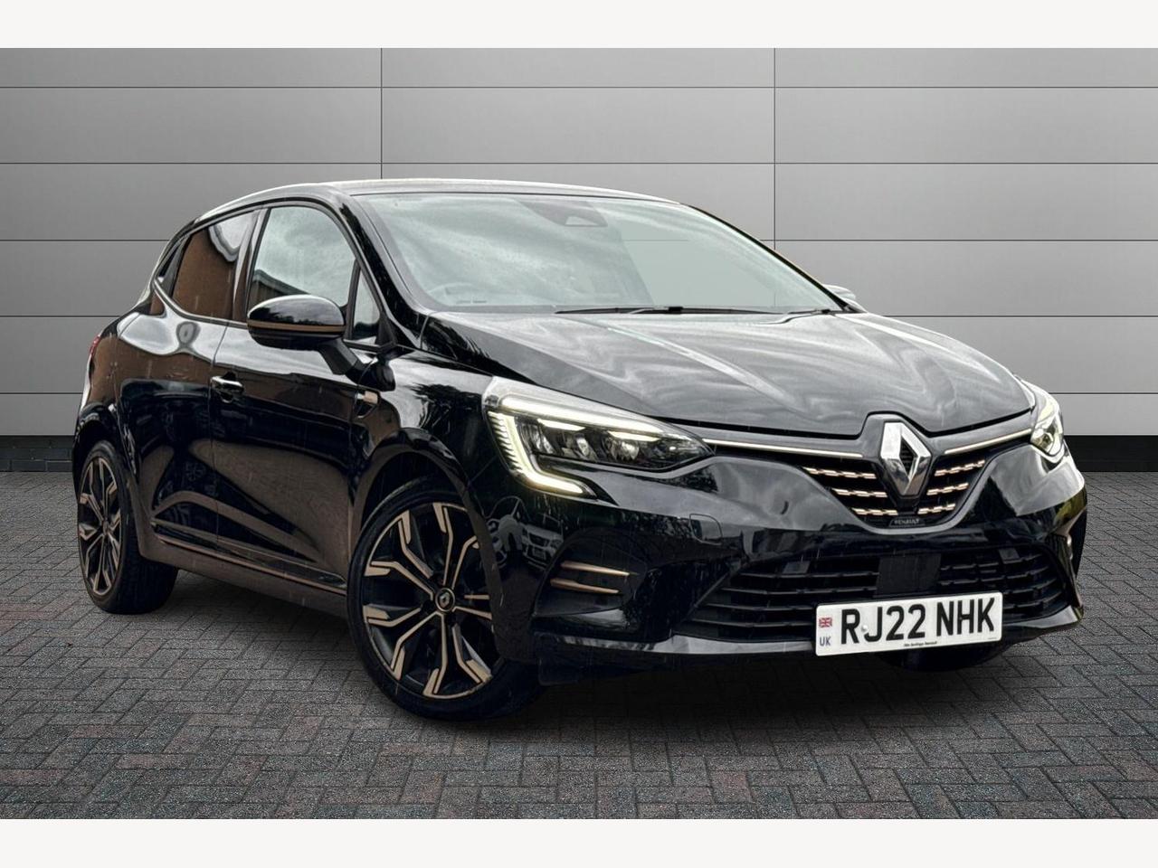 Main listing image - Renault Clio