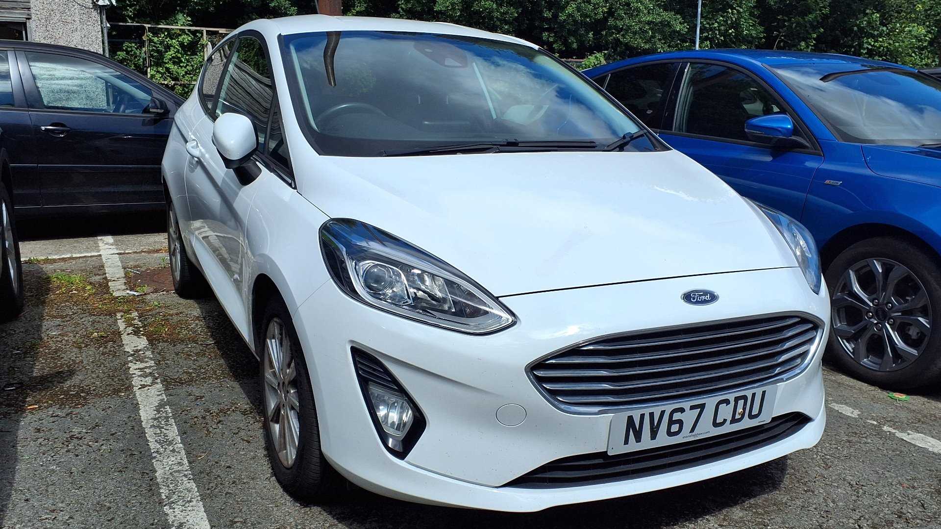 Main listing image - Ford Fiesta