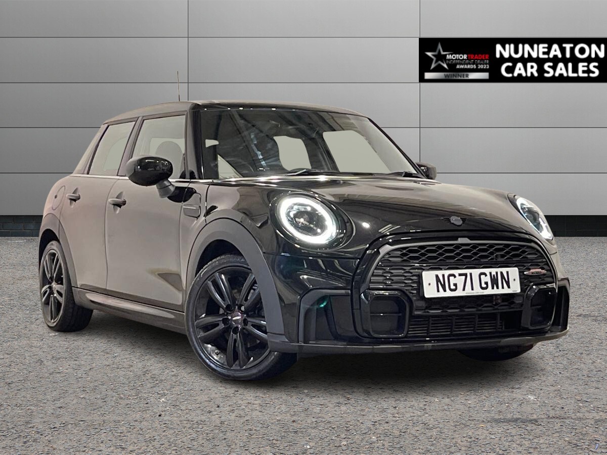 Main listing image - MINI Hatchback 5dr