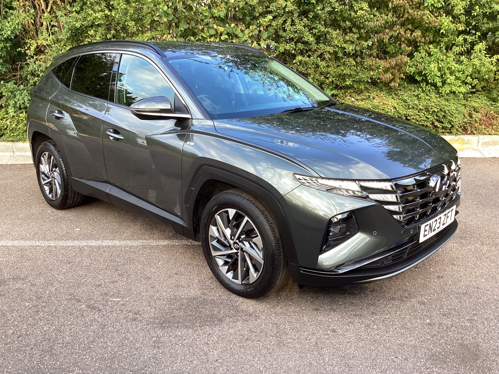 Main listing image - Hyundai Tucson