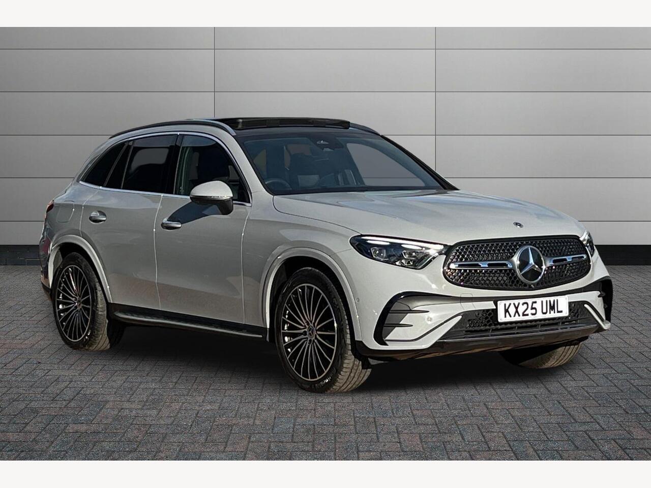 Main listing image - Mercedes-Benz GLC