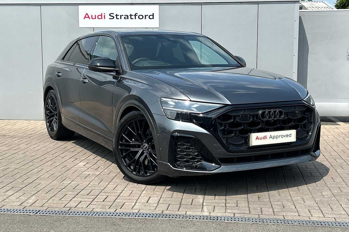 Main listing image - Audi Q8