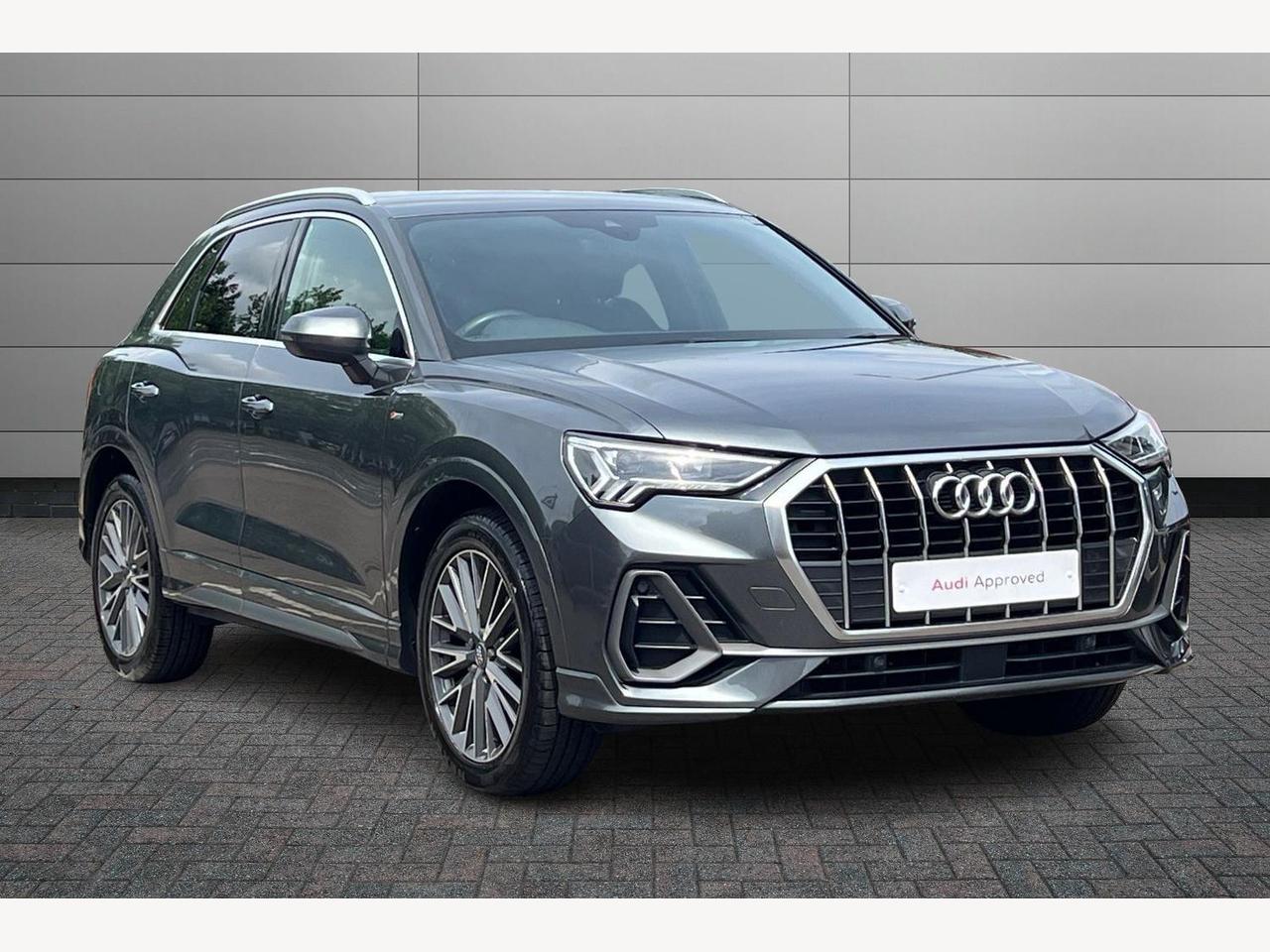 Main listing image - Audi Q3