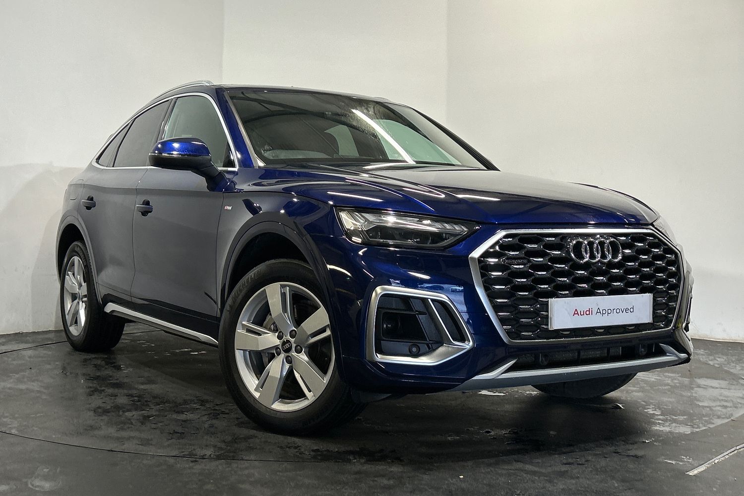 Main listing image - Audi Q5 Sportback