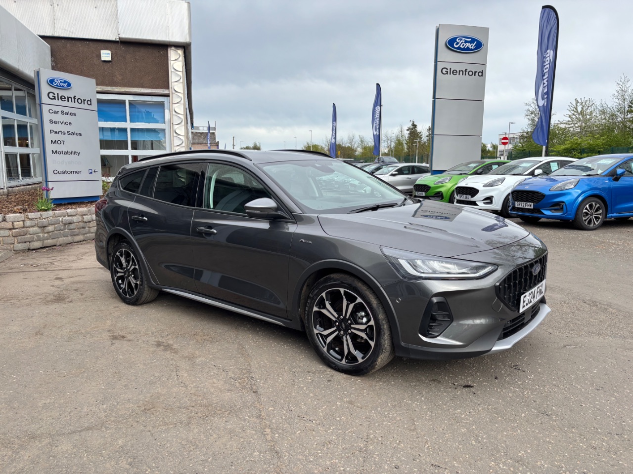 Main listing image - Ford Focus Active
