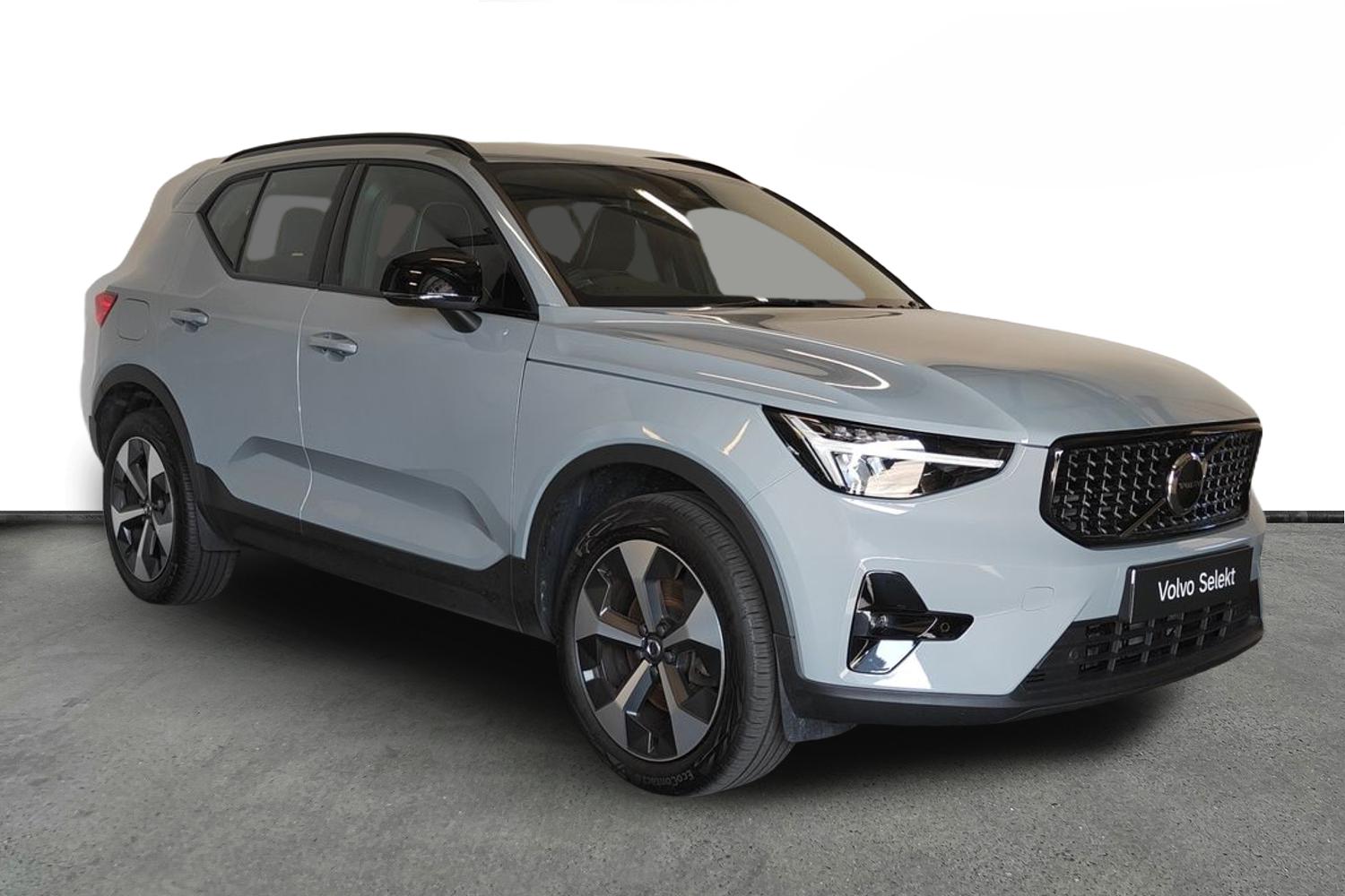 Main listing image - Volvo XC40