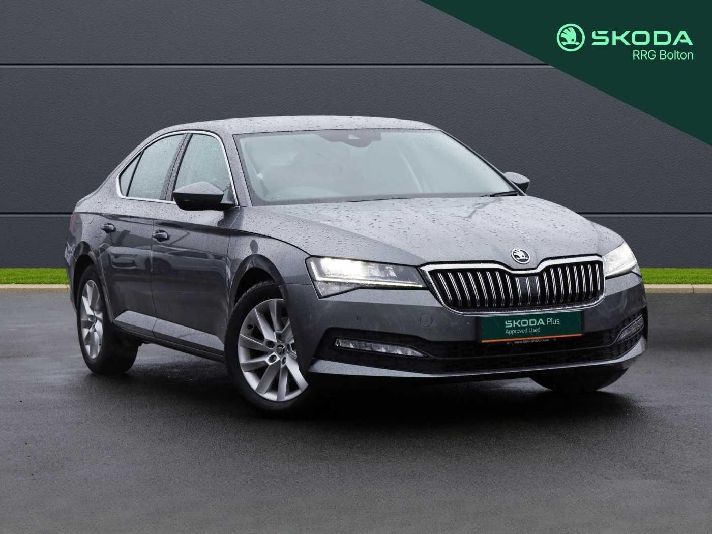 Main listing image - Skoda Superb