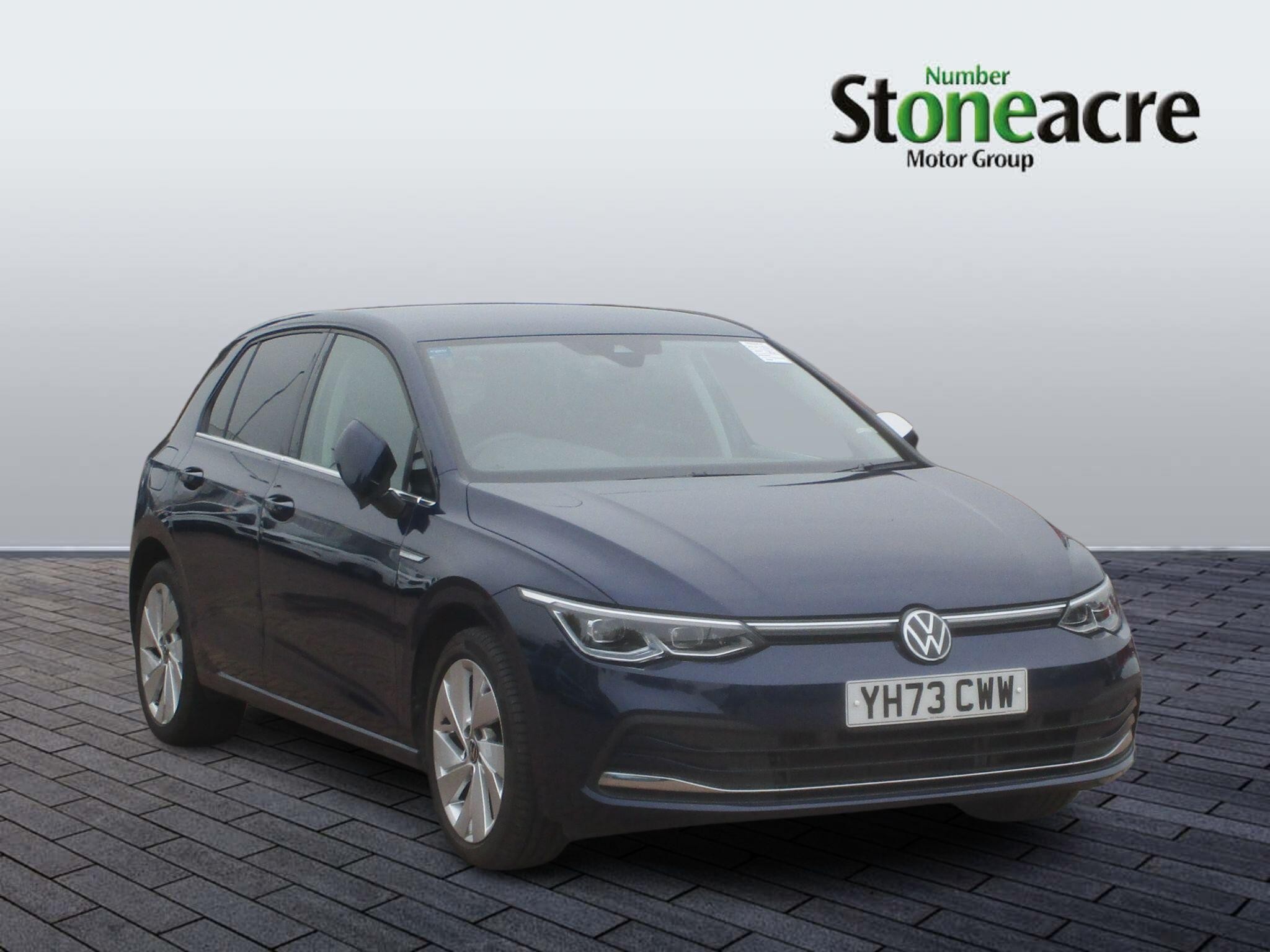 Main listing image - Volkswagen Golf