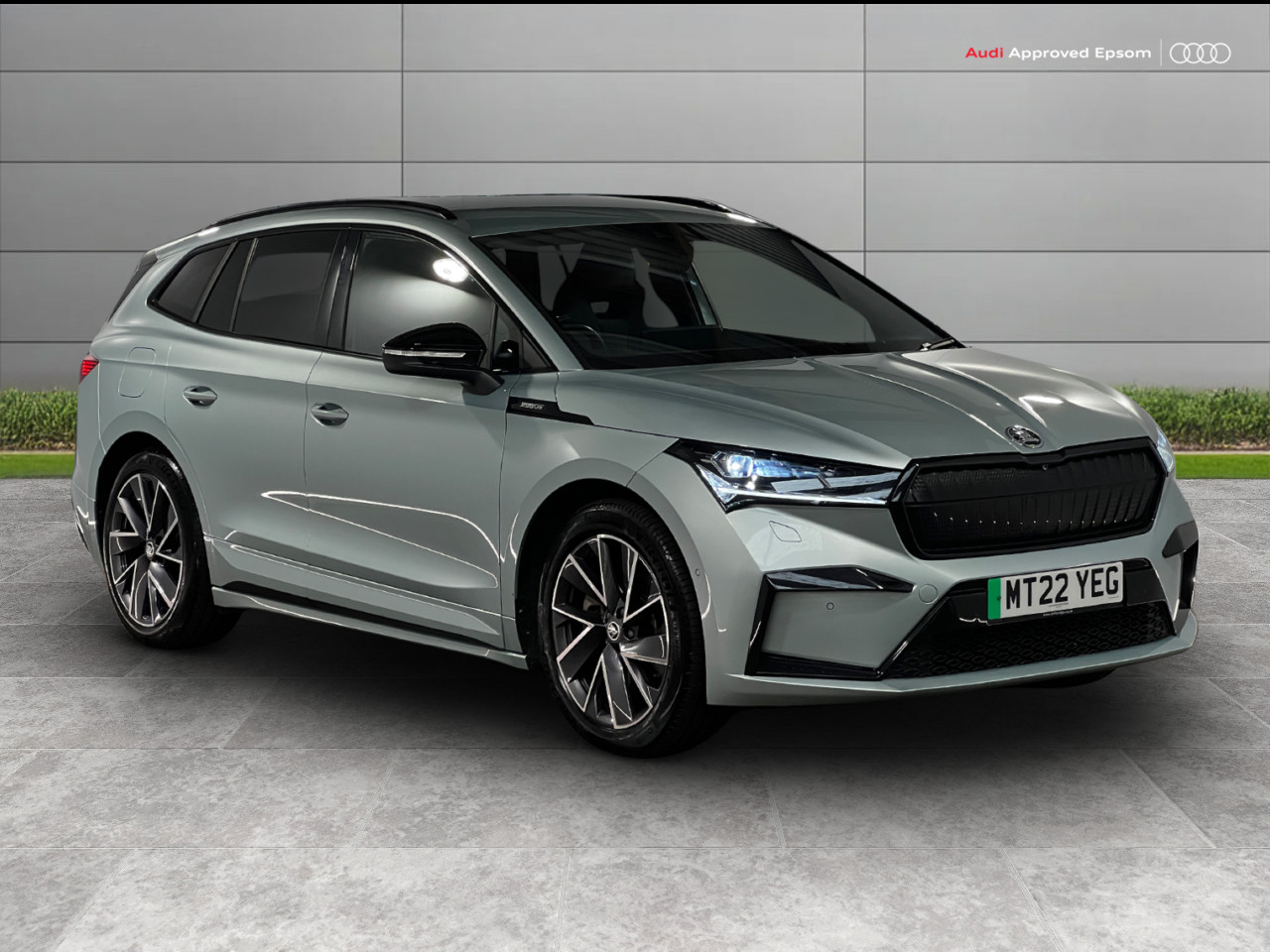 Main listing image - Skoda Enyaq