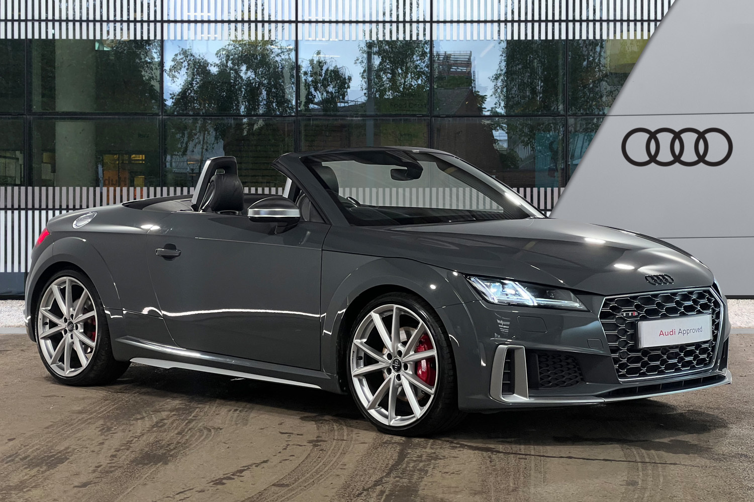 Main listing image - Audi TT S
