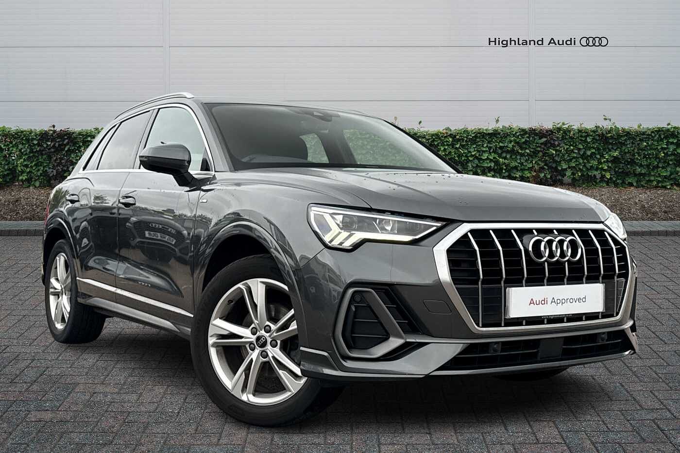 Main listing image - Audi Q3