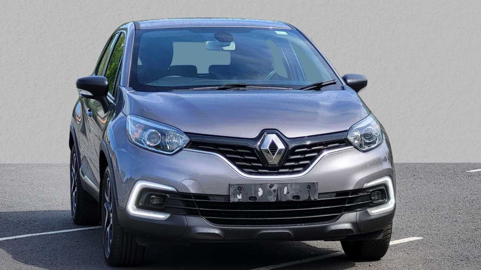 Main listing image - Renault Captur