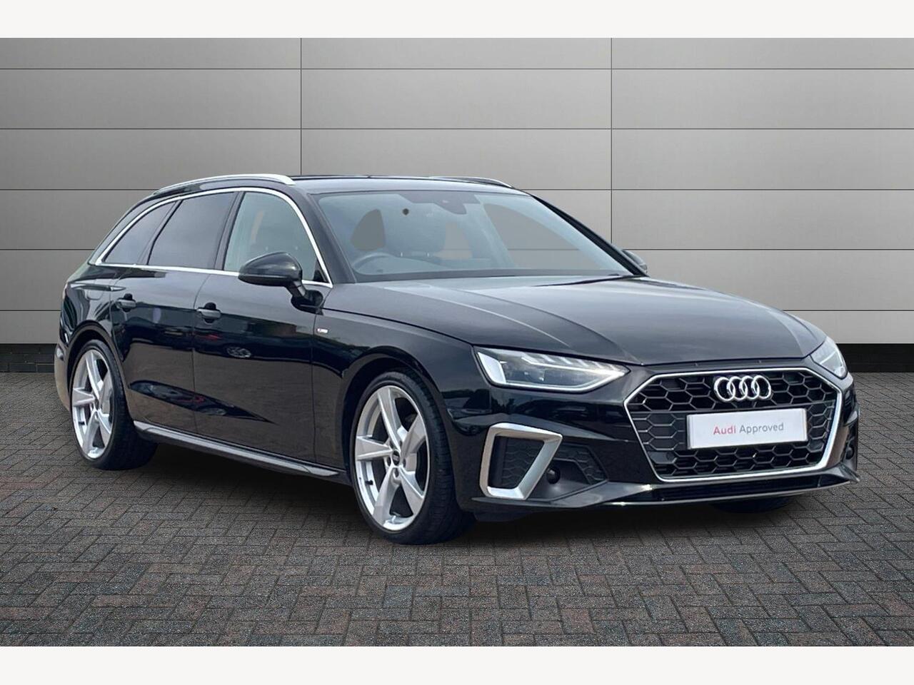 Main listing image - Audi A4