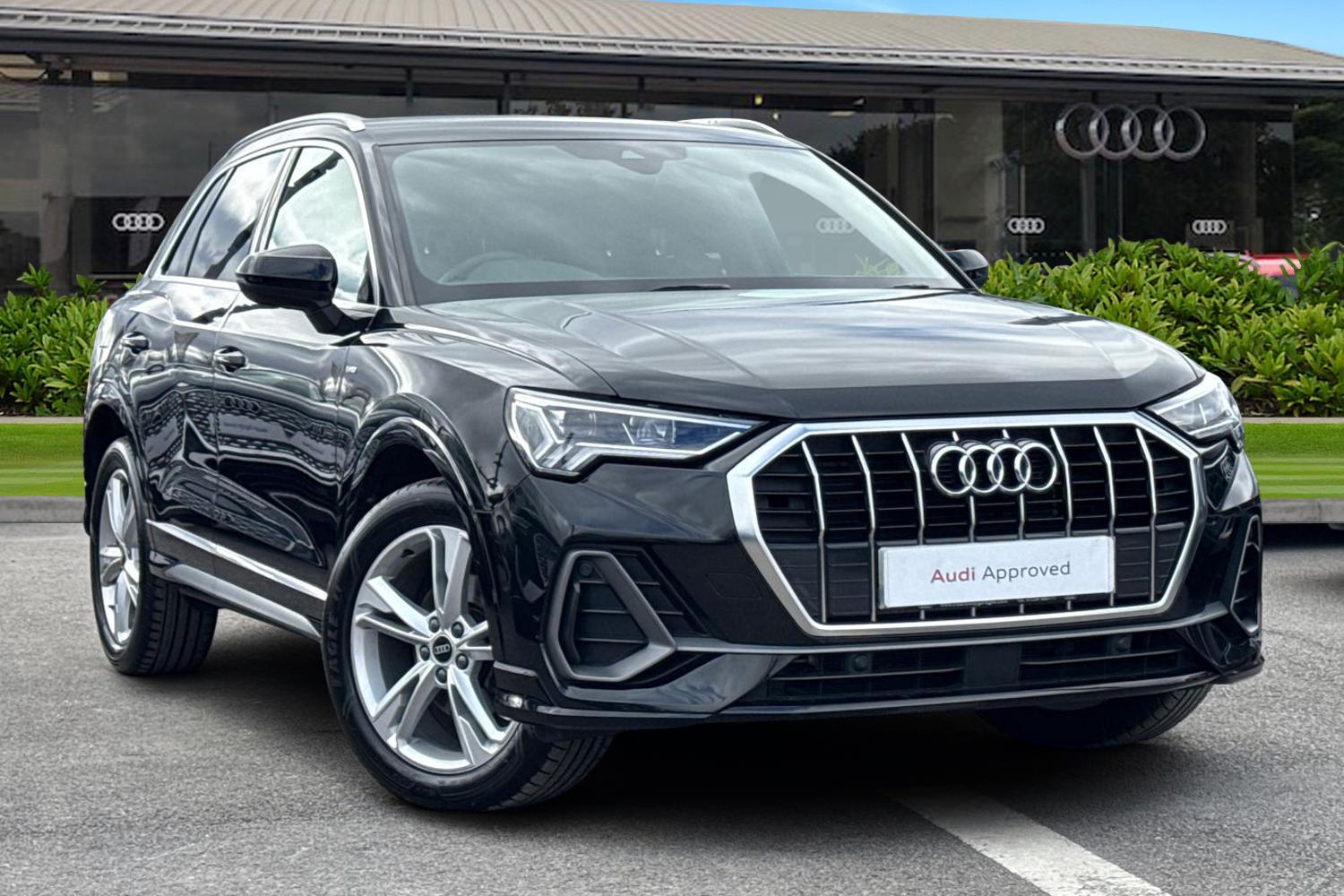 Main listing image - Audi Q3