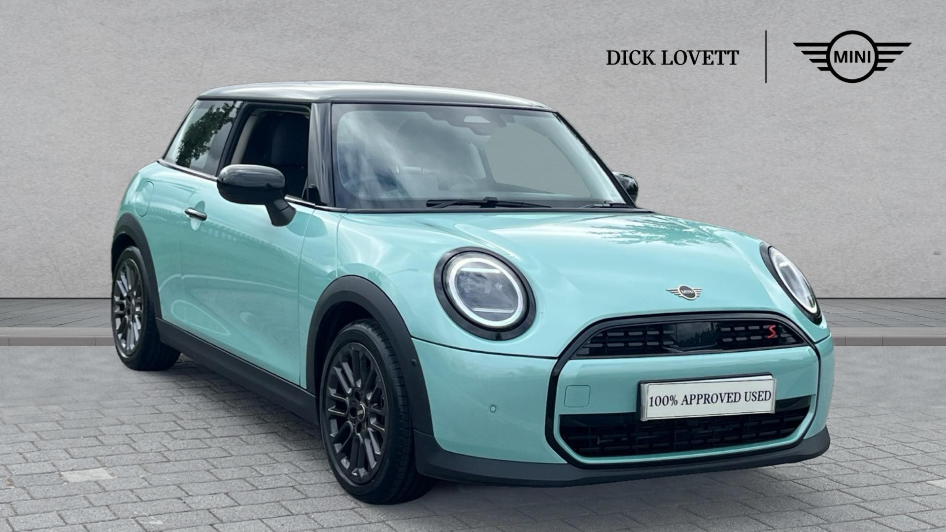 Main listing image - MINI Hatchback