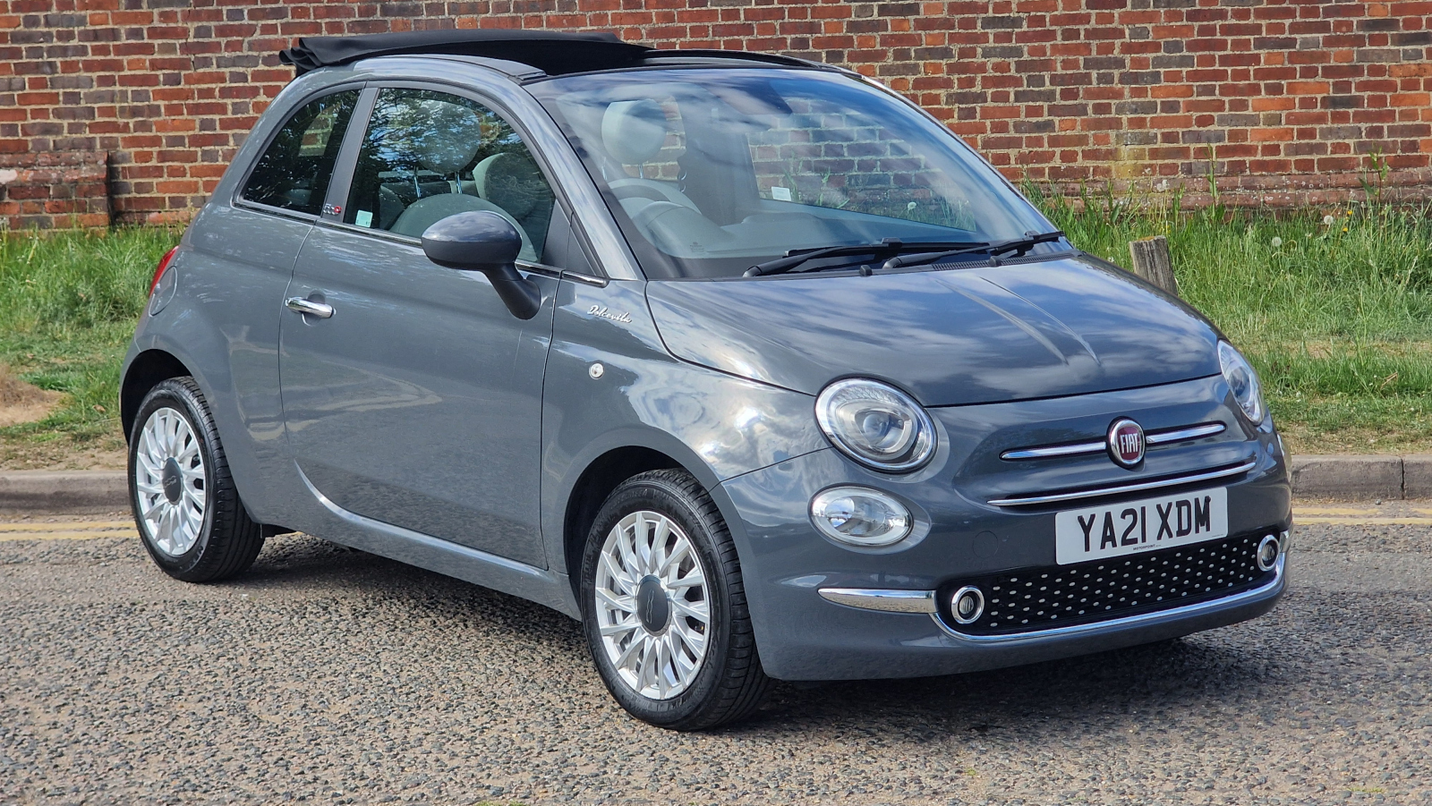 Main listing image - Fiat 500C