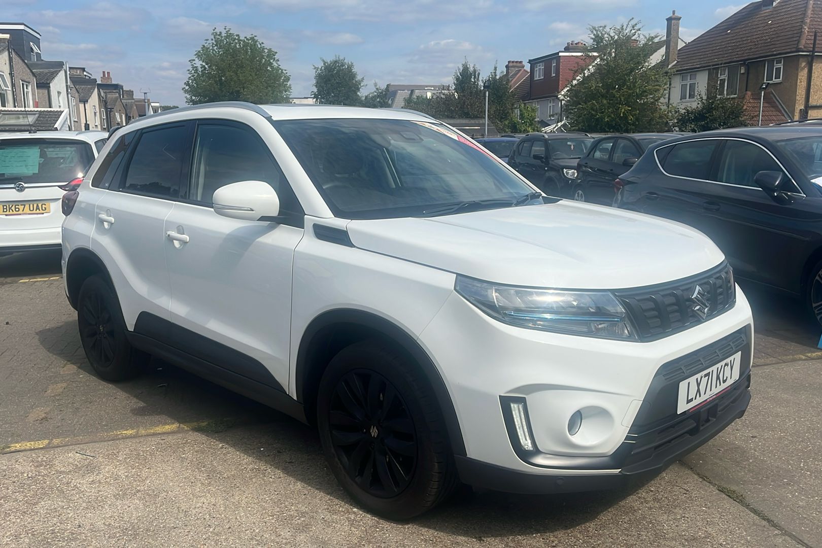 Main listing image - Suzuki Vitara