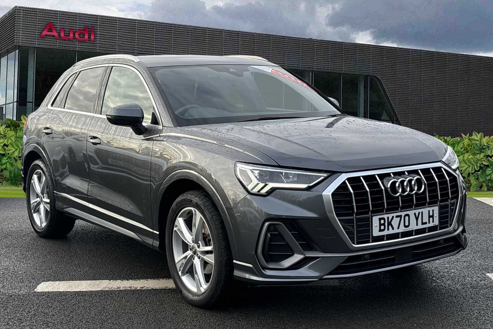 Main listing image - Audi Q3