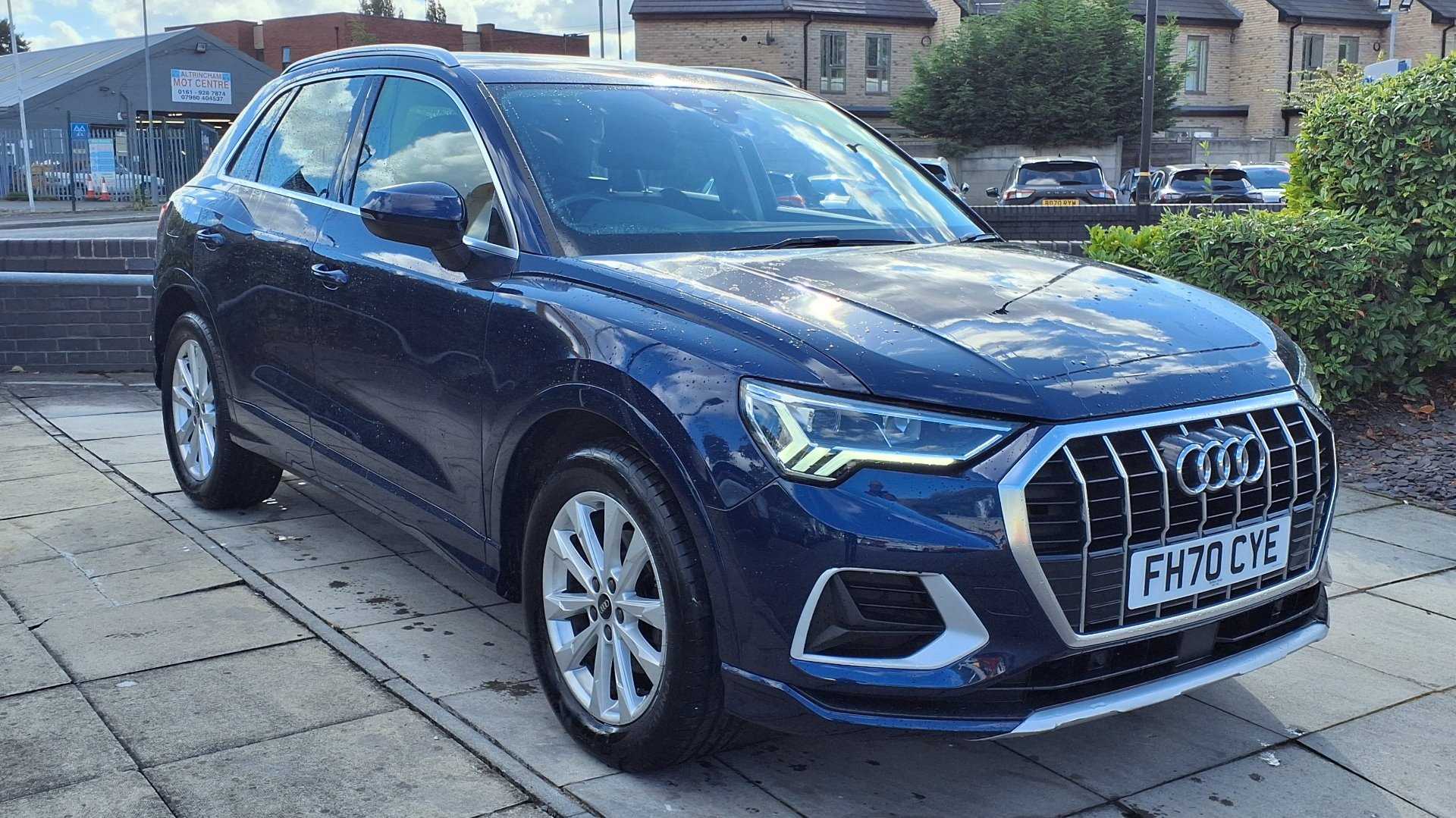 Main listing image - Audi Q3