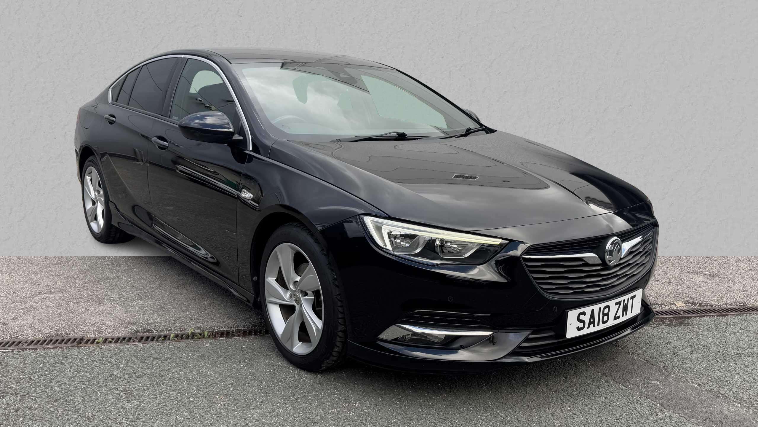 Main listing image - Vauxhall Insignia