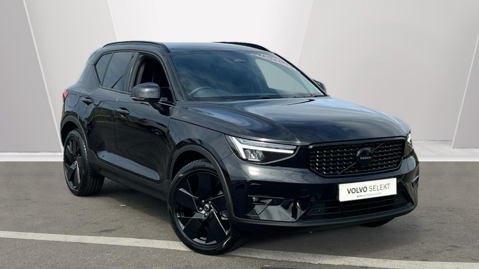 Main listing image - Volvo XC40