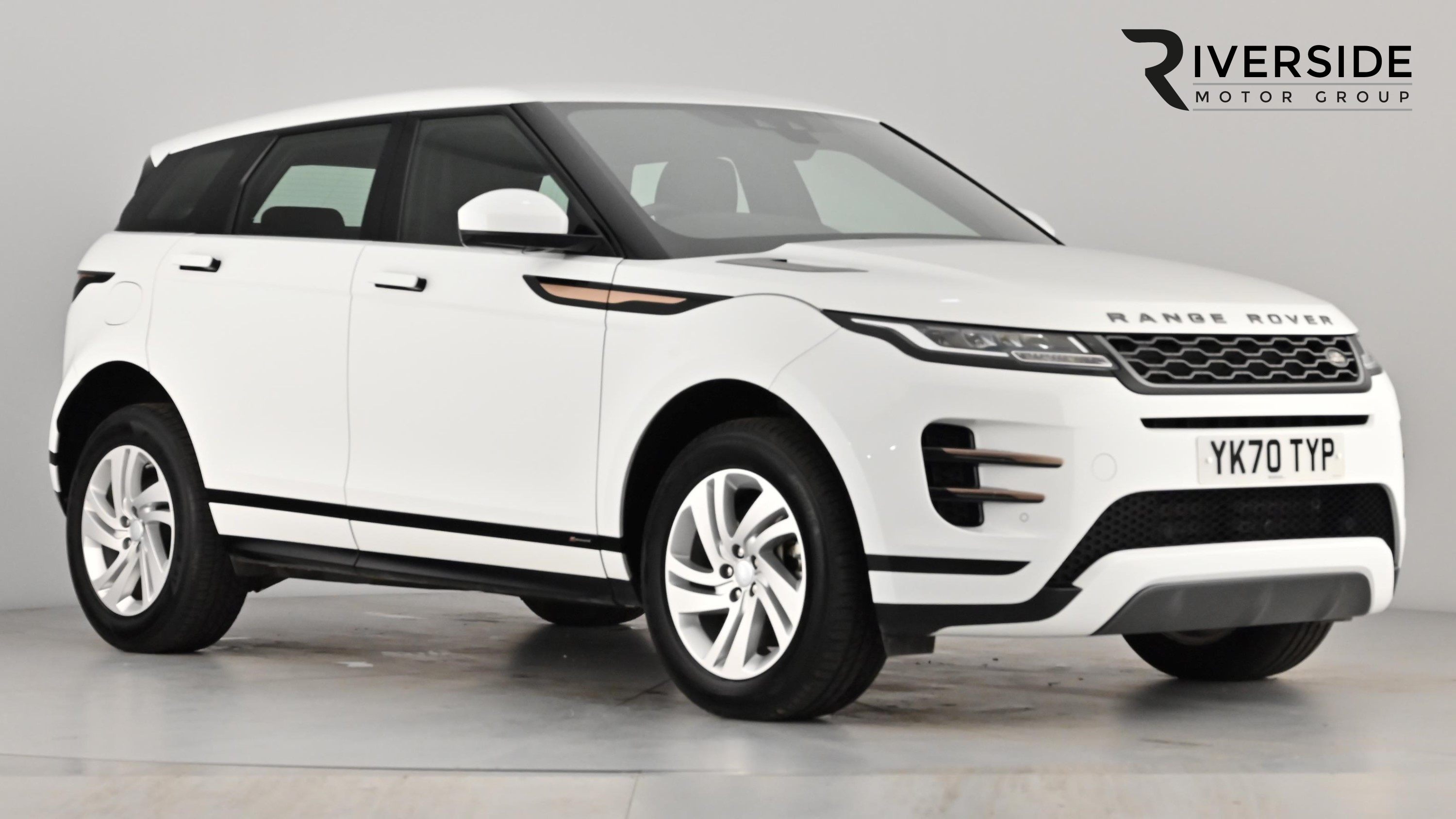 Main listing image - Land Rover Range Rover Evoque