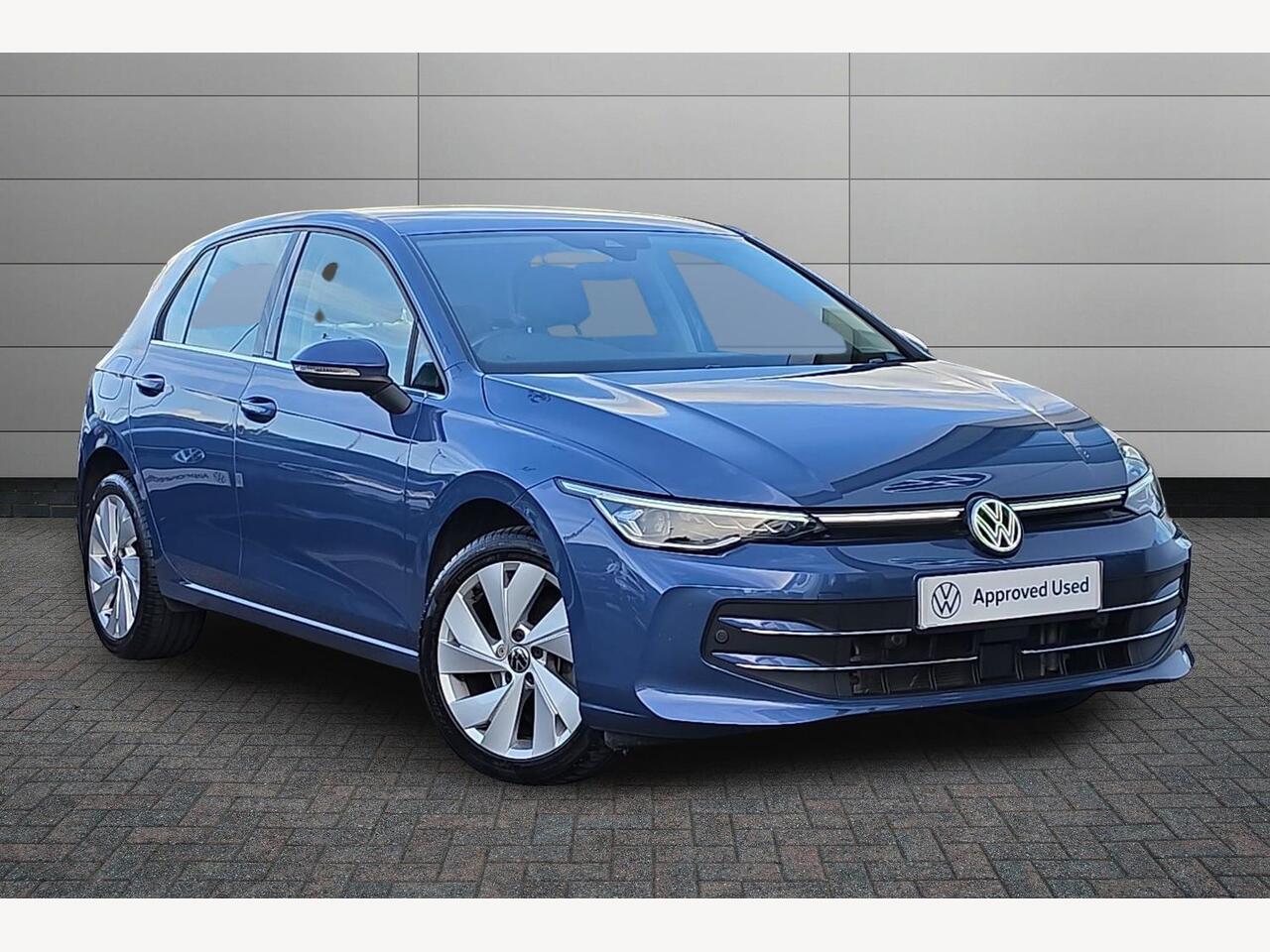 Main listing image - Volkswagen Golf