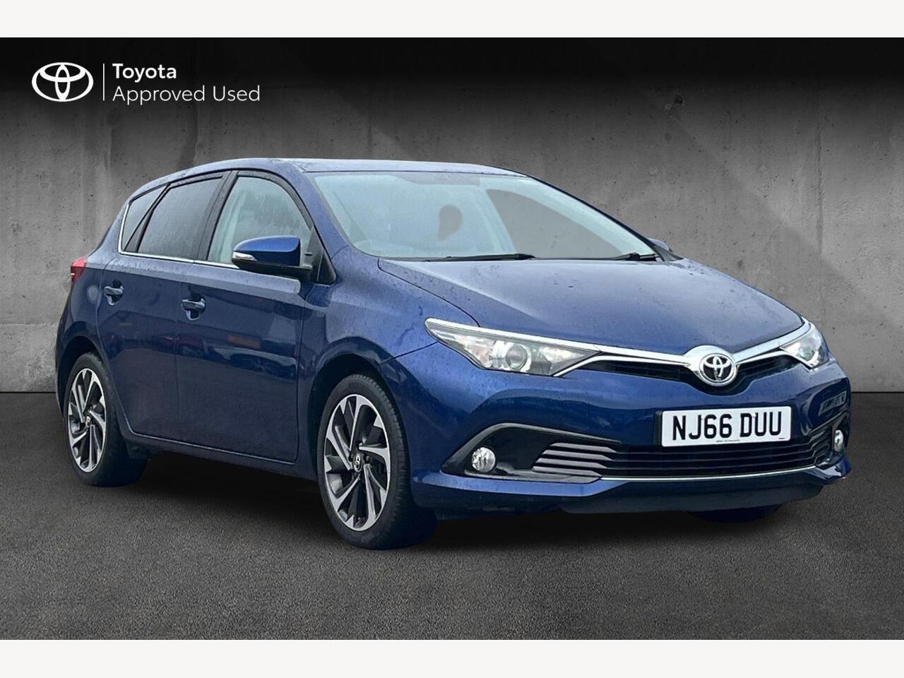 Main listing image - Toyota Auris