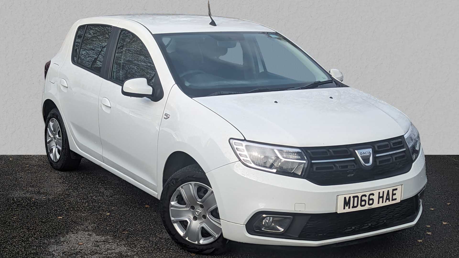 Main listing image - Dacia Sandero