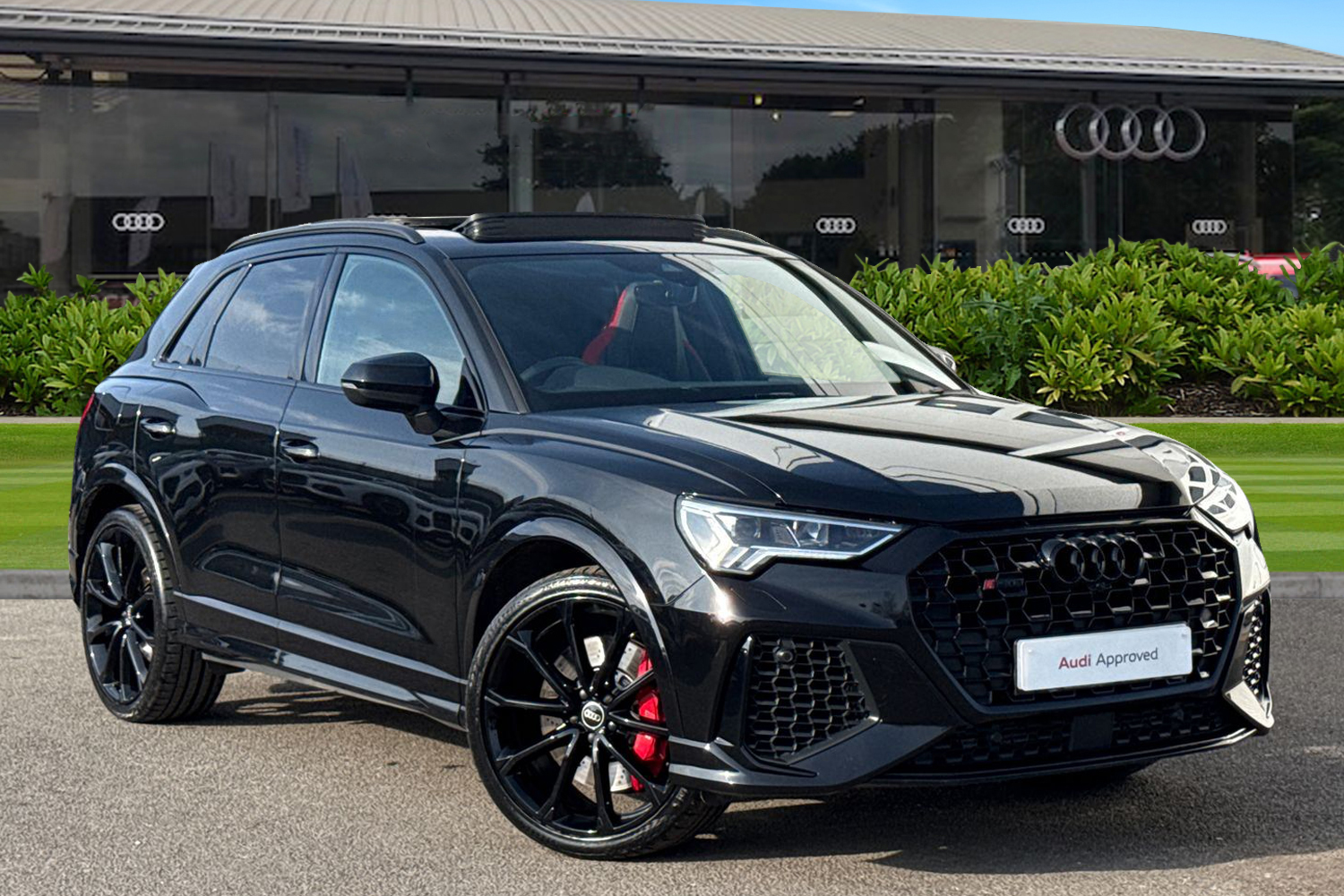 Main listing image - Audi RS Q3