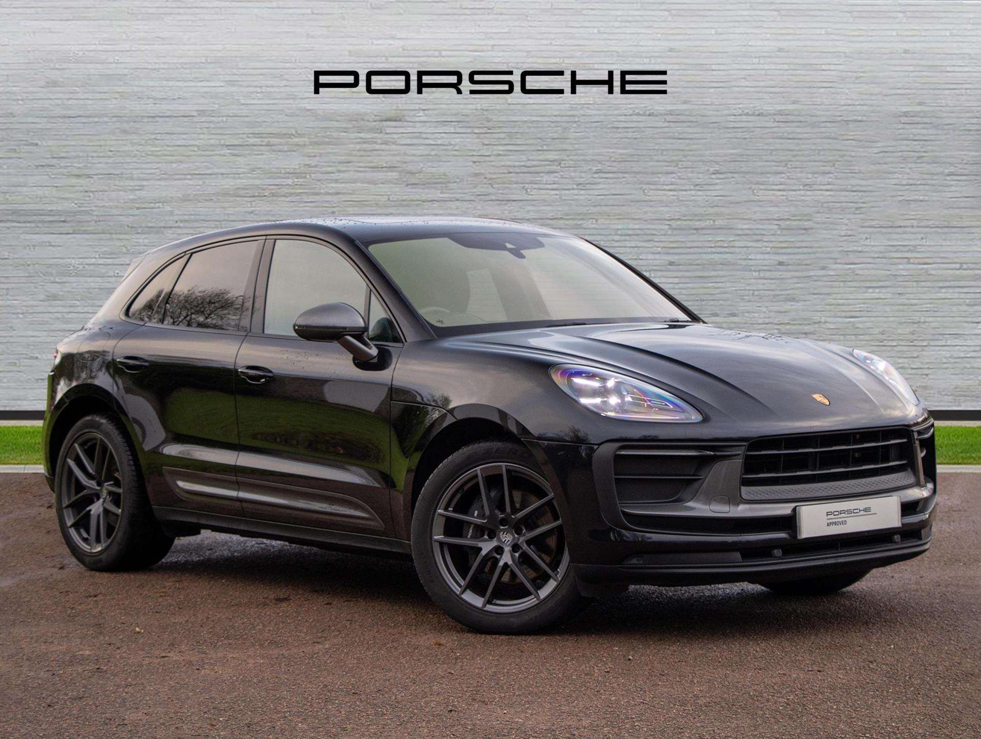 Main listing image - Porsche Macan