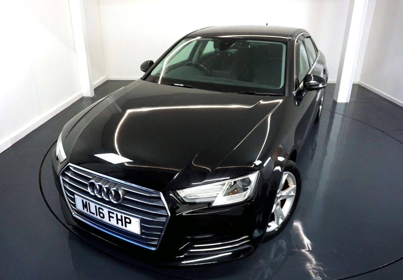 Main listing image - Audi A4