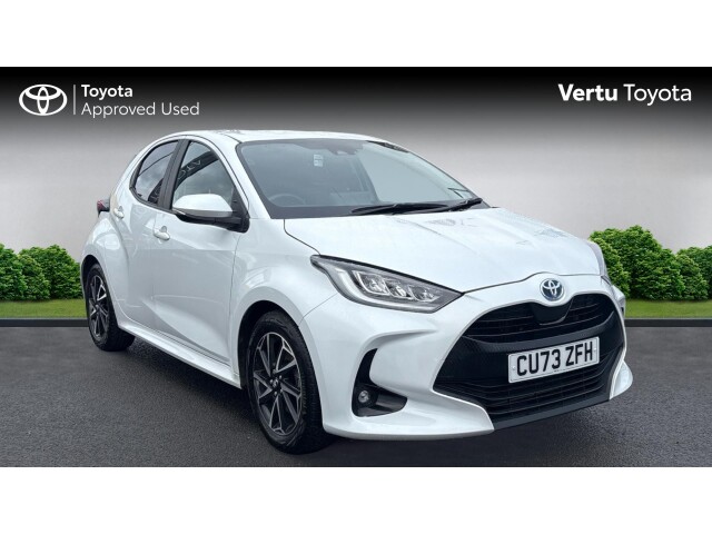 Main listing image - Toyota Yaris