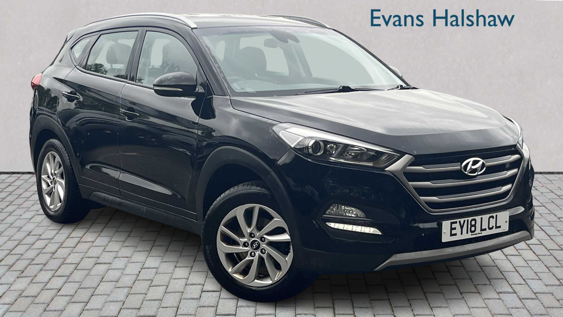 Main listing image - Hyundai Tucson