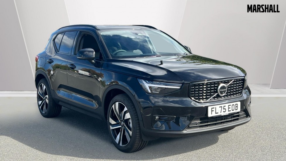 Main listing image - Volvo XC40