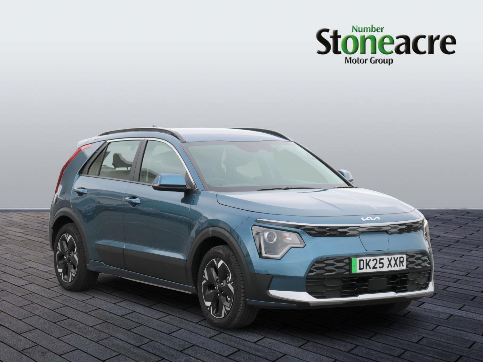 Main listing image - Kia Niro