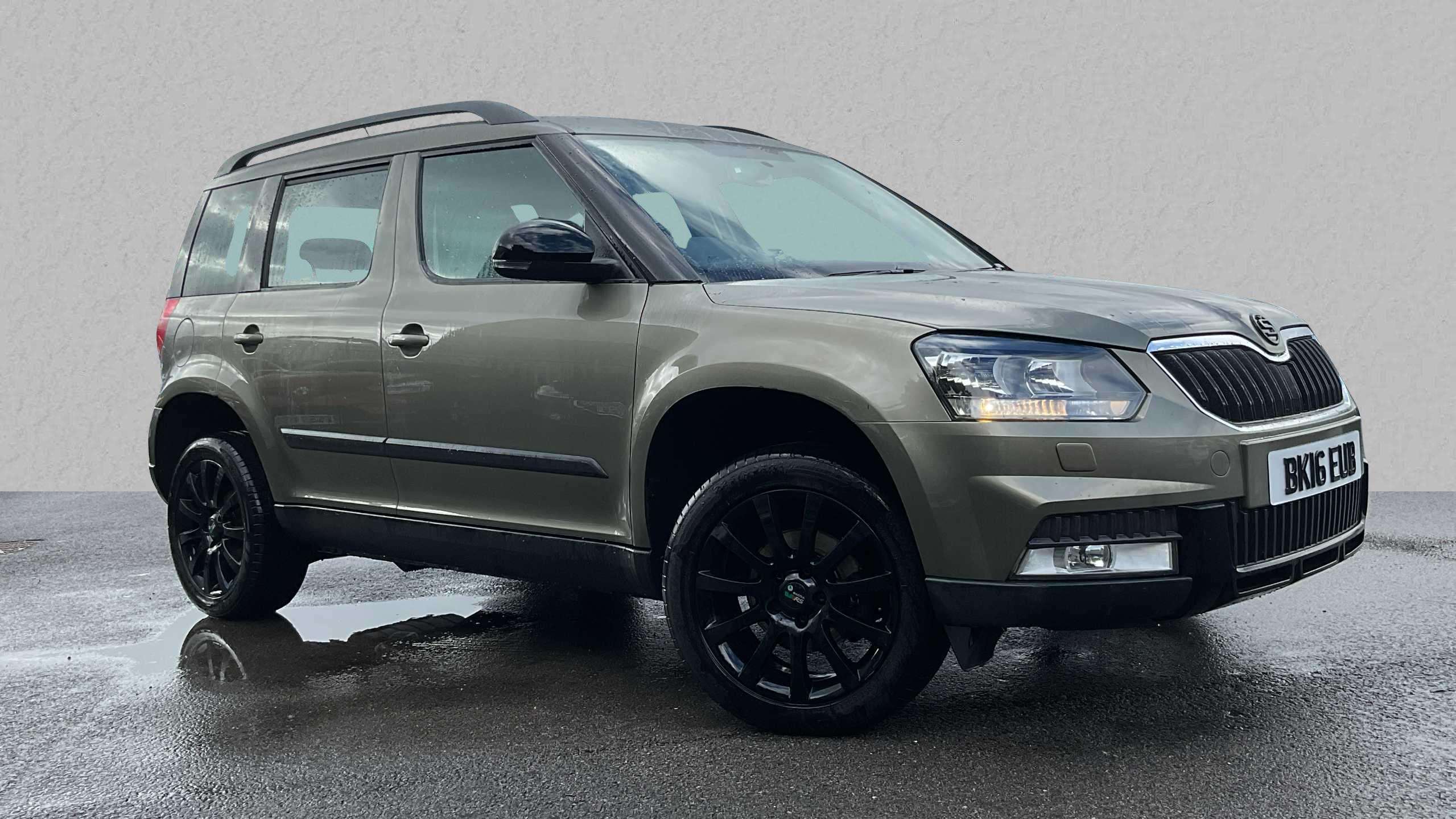Main listing image - Skoda Yeti Outdoor