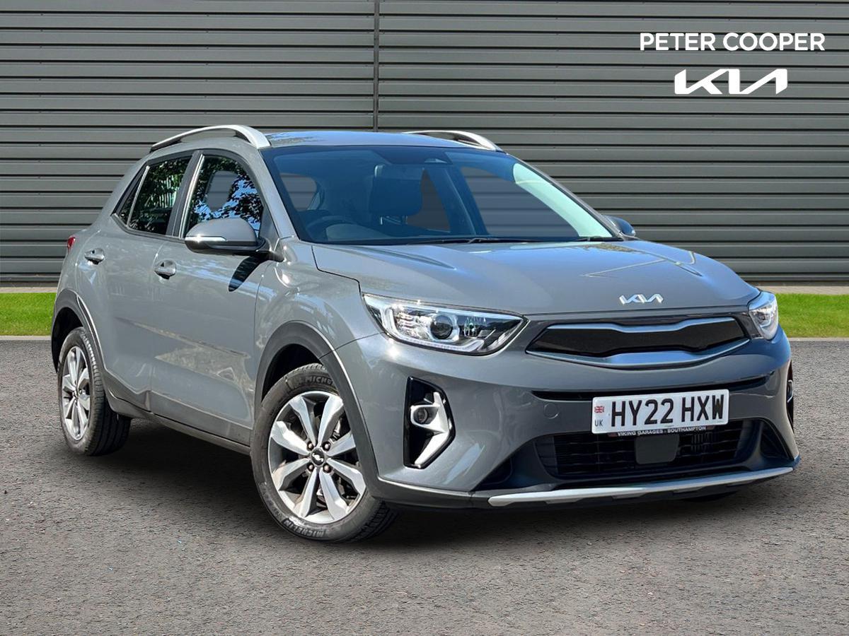 Main listing image - Kia Stonic
