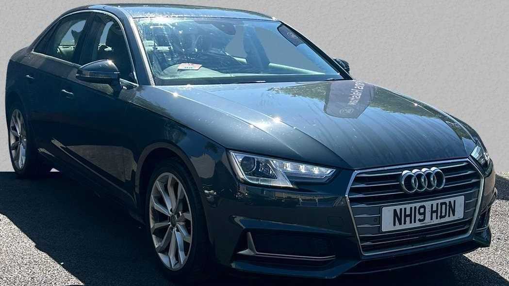 Main listing image - Audi A4