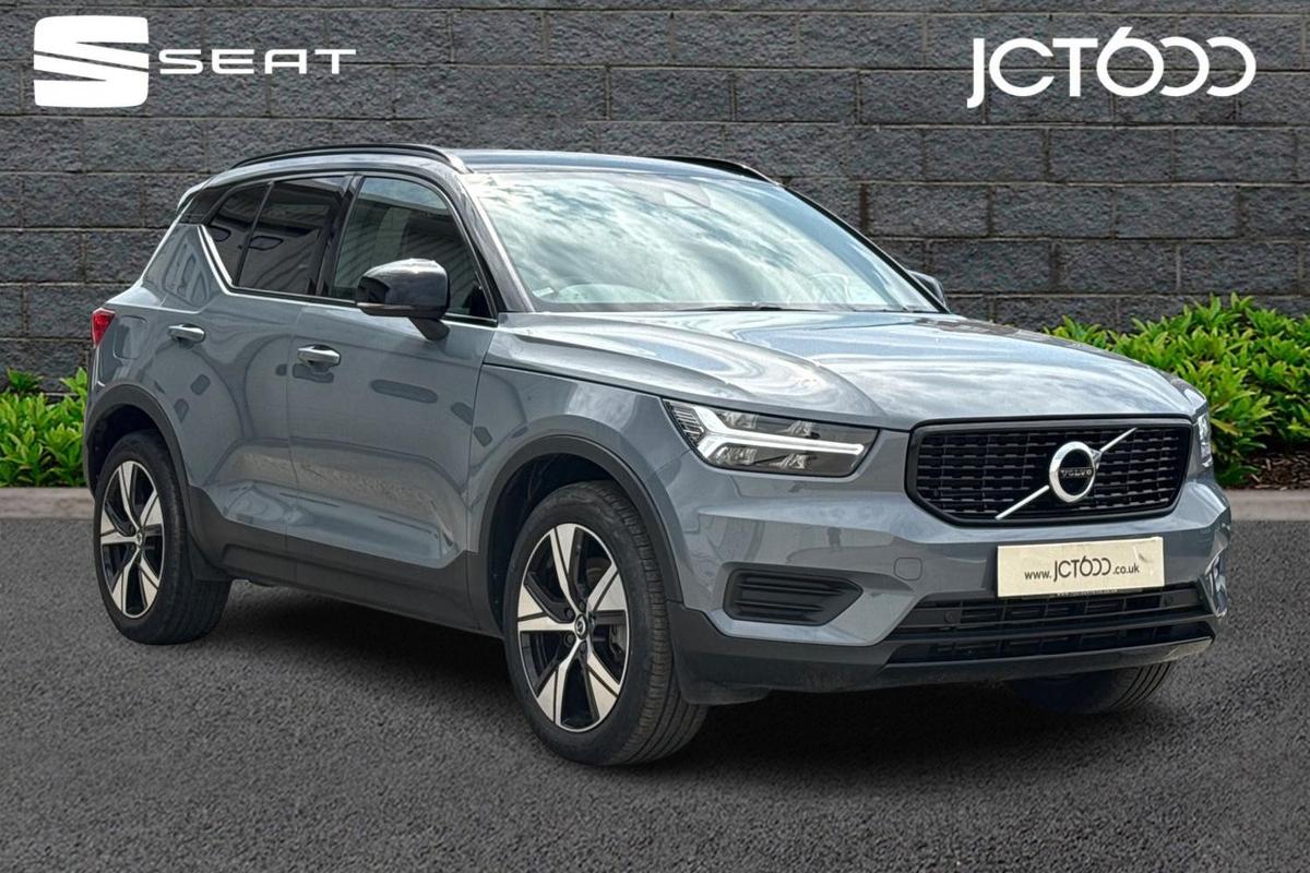 Main listing image - Volvo XC40 Recharge