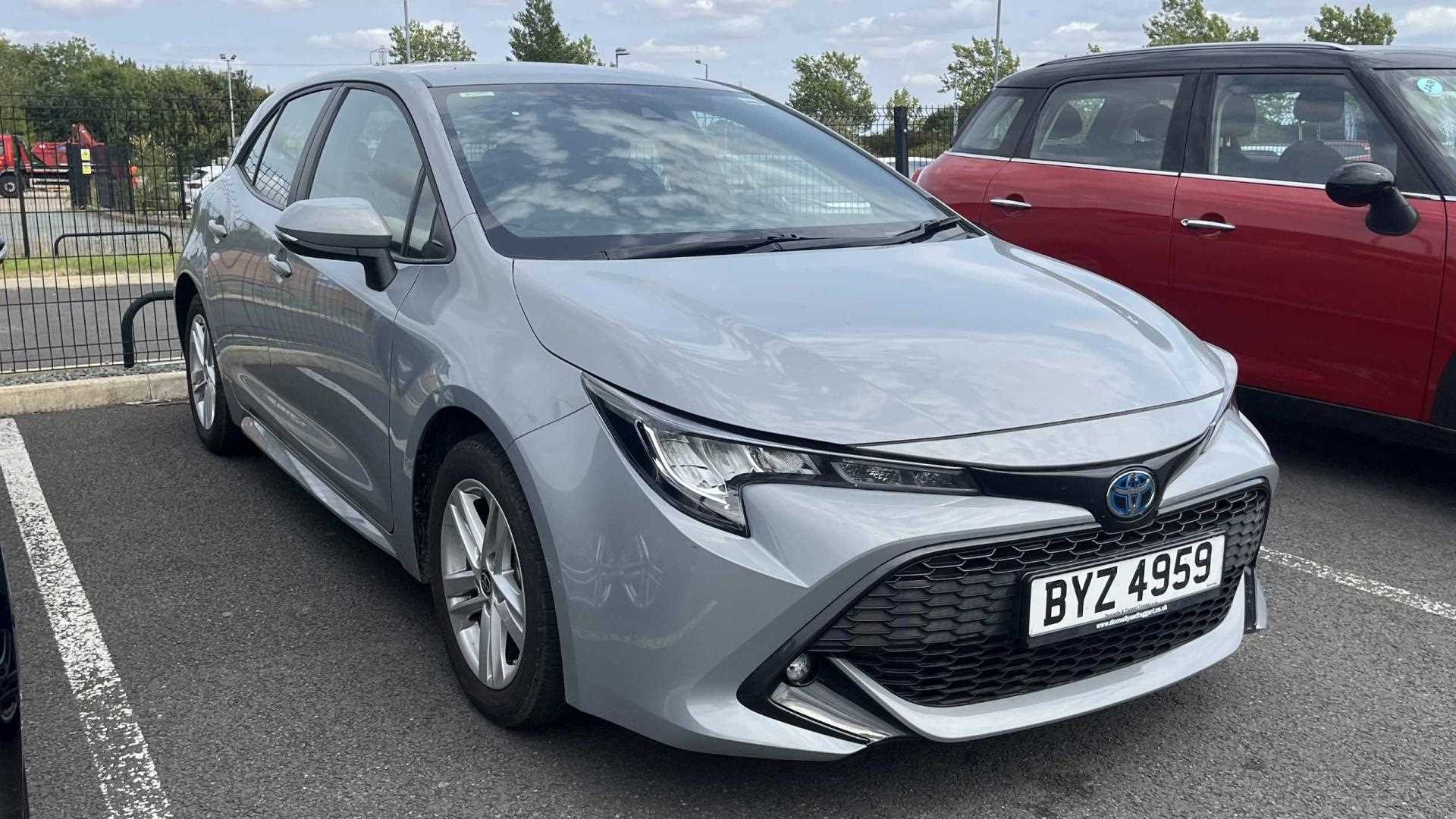 Main listing image - Toyota Corolla