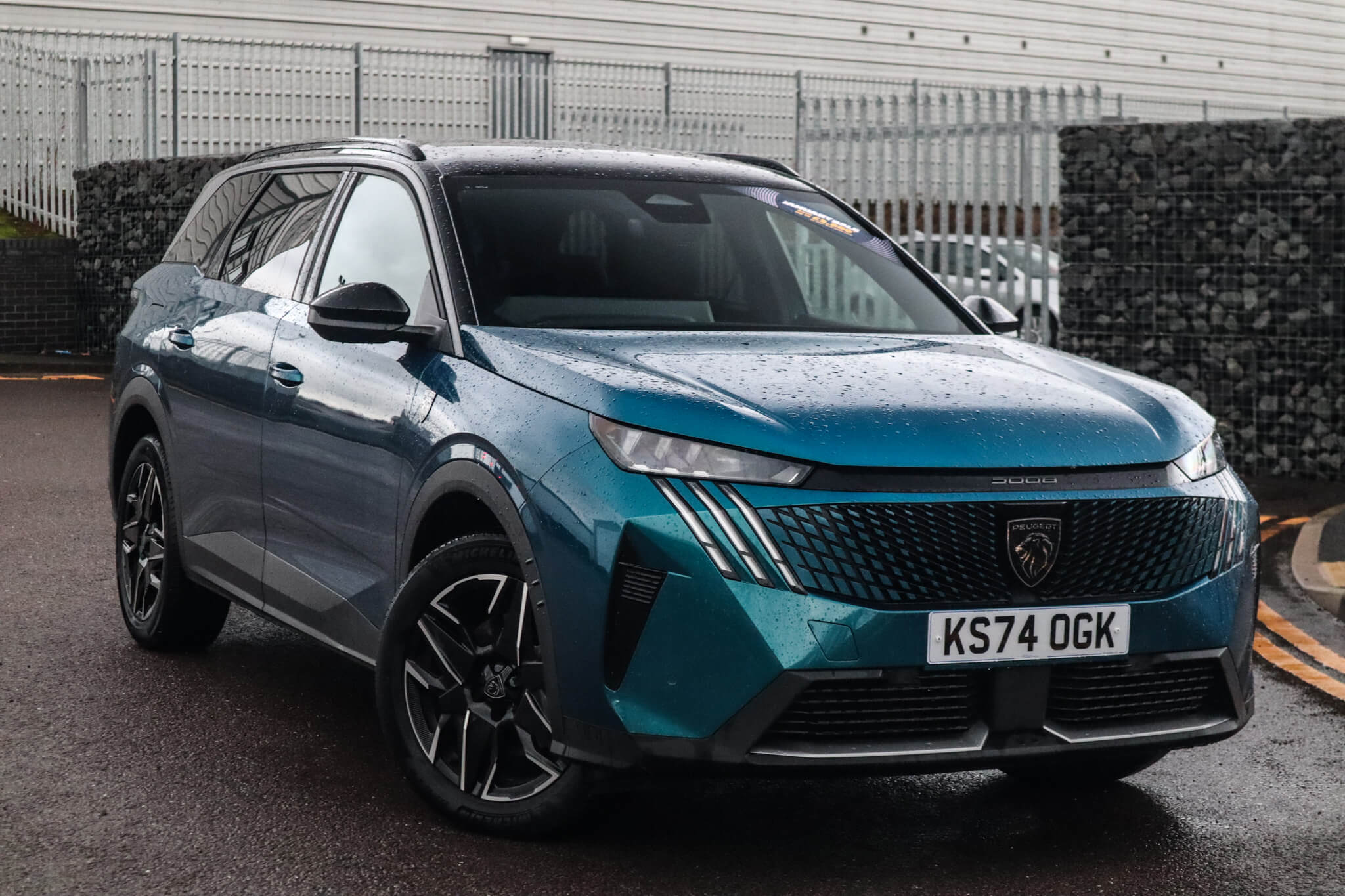 Main listing image - Peugeot 5008