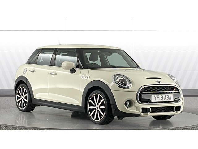 Main listing image - MINI Hatchback